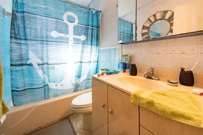 600 SW 11th, Hallandale, FL 33009 - Photo 23