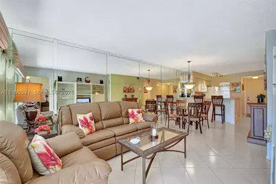 2228 N Cypress Bend #103, Pompano Beach, FL 33069 - Photo 11