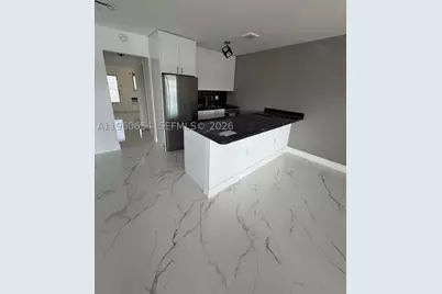 725 SW 11th #17F, Hallandale, FL 33009 - Photo 7