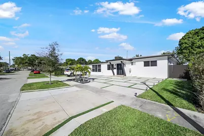 45 NE 124th, North Miami, FL 33161 - Photo 13