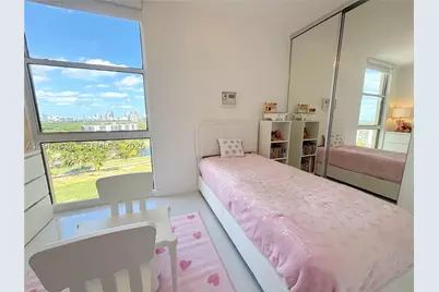 20301 W Country Club #1422, Aventura, FL 33180 - Photo 19