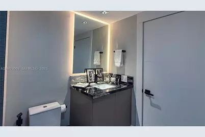 2000 Island #2404, Aventura, FL 33160 - Photo 23