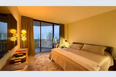 2000 Island #2404, Aventura, FL 33160 - Photo 17