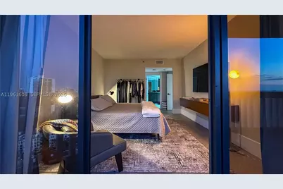 2000 Island #2404, Aventura, FL 33160 - Photo 13