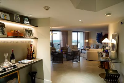 2000 Island #2404, Aventura, FL 33160 - Photo 9