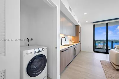 580 72nd #1210, Miami Beach, FL 33141 - Photo 7