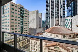 121 NE 5th, Miami, FL 33132 - Photo 23