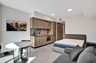 121 NE 5th, Miami, FL 33132 - Photo 17