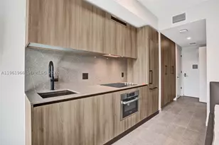 121 NE 5th, Miami, FL 33132 - Photo 15