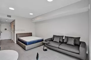 121 NE 5th, Miami, FL 33132 - Photo 15