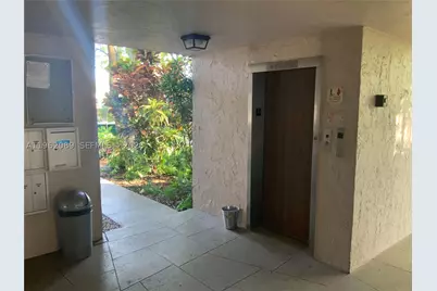 469 N Pine Island #B305, Plantation, FL 33324 - Photo 7