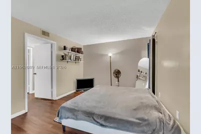 469 N Pine Island #B305, Plantation, FL 33324 - Photo 21