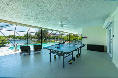 21320 NE 25th, Miami, FL 33180 - Photo 29