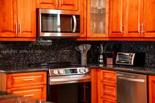 21320 NE 25th, Miami, FL 33180 - Photo 9