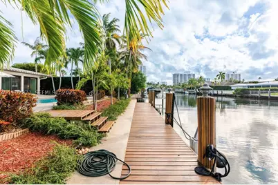 636 Hibiscus, Hallandale, FL 33009 - Photo 1