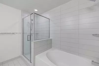 999 SW 1st #1916, Miami, FL 33130 - Photo 19