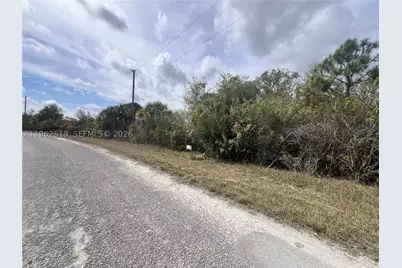 1913 Roderick, Lehigh Acres, FL 33972 - Photo 5