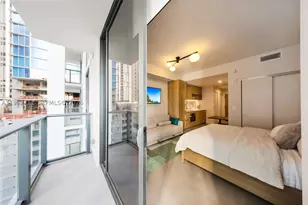 11 NE 6th, Miami, FL 33132 - Photo 11