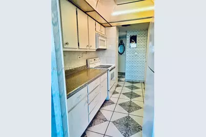 251 174th #1715, Sunny Isles Beach, FL 33160 - Photo 15