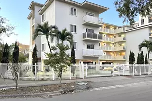 134 SW 7th, Miami, FL 33130 - Photo 1