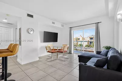 134 SW 7th #404, Miami, FL 33130 - Photo 3
