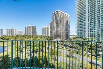 20000 E Country Club #716, Aventura, FL 33180 - Photo 17