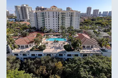 20000 E Country Club #716, Aventura, FL 33180 - Photo 47
