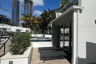851 NE 1st, Miami, FL 33132 - Photo 3