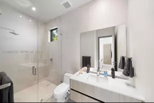 19701 NE 21st, Miami, FL 33179 - Photo 31