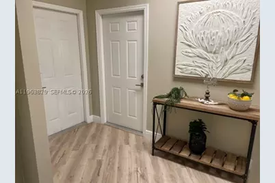45 Curtiss, Miami Springs, FL 33166 - Photo 5