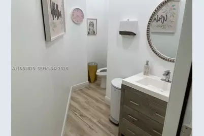 45 Curtiss, Miami Springs, FL 33166 - Photo 7