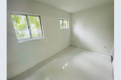 801 15th #102, Miami Beach, FL 33139 - Photo 11