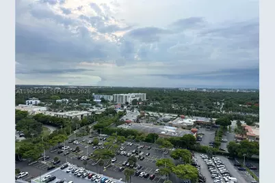18051 Biscayne #PH05, Aventura, FL 33160 - Photo 11