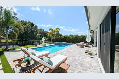 2879 Gin Berry, West Palm Beach, FL 33401 - Photo 15