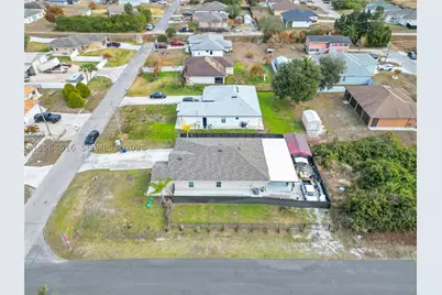 2707 2nd St SW, Other Fl City, FL 33976 - Photo 9