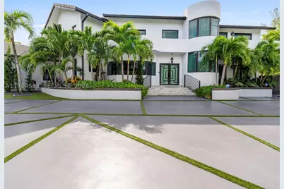 6180 Pine Tree, Miami Beach, FL 33140 - Photo 5