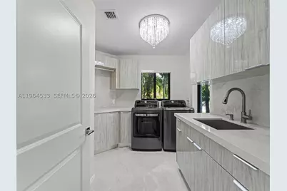 6180 Pine Tree, Miami Beach, FL 33140 - Photo 27