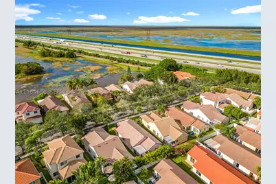1536 Presidio, Weston, FL 33327 - Photo 51