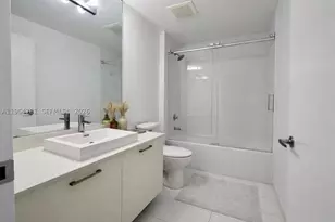 151 SE 1st, Miami, FL 33131 - Photo 3