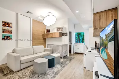 1662 Diplomat, Miami, FL 33179 - Photo 27