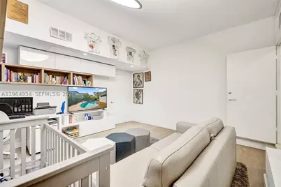 1662 Diplomat, Miami, FL 33179 - Photo 29
