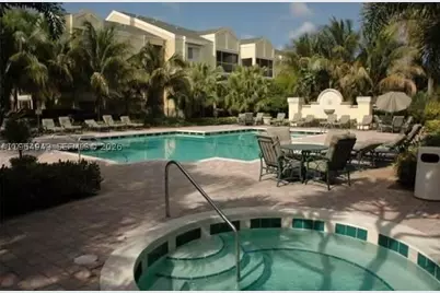 5740 Rock Island #284, Tamarac, FL 33319 - Photo 13