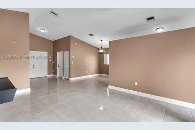 14734 Via Tivoli, Davie, FL 33325 - Photo 11