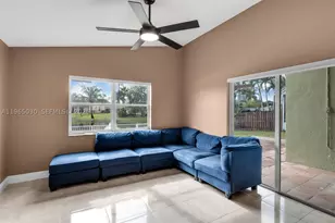 14734 Via Tivoli, Davie, FL 33325 - Photo 13
