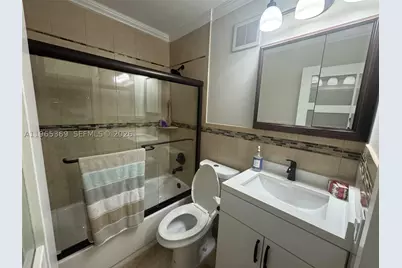 5500 SW 77th #305, Miami, FL 33155 - Photo 13