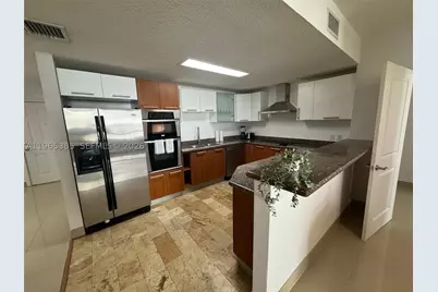 170 SE 14th #1108, Miami, FL 33131 - Photo 7