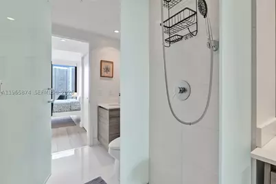 121 NE 34th #2205, Miami, FL 33137 - Photo 49