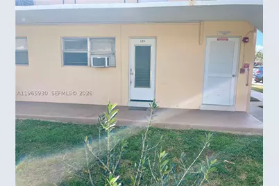 2081 NE 56th #101, Fort Lauderdale, FL 33308 - Photo 17