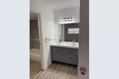6301 N Fall Circle #213, Lauderhill, FL 33319 - Photo 27