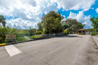 6301 N Fall Circle #213, Lauderhill, FL 33319 - Photo 1